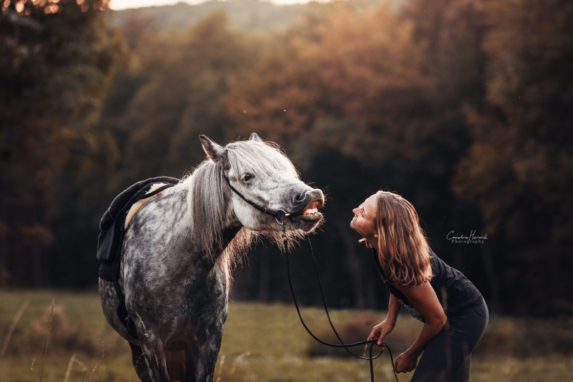 Karin und Fengur_by Caroline Heinrich