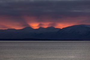 Morgenrot in Island_by Nicole Heiling Photography